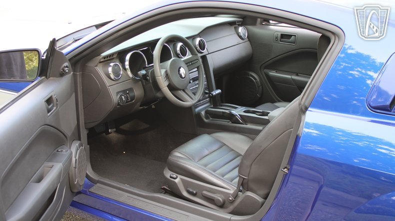 2005 Ford Mustang 66