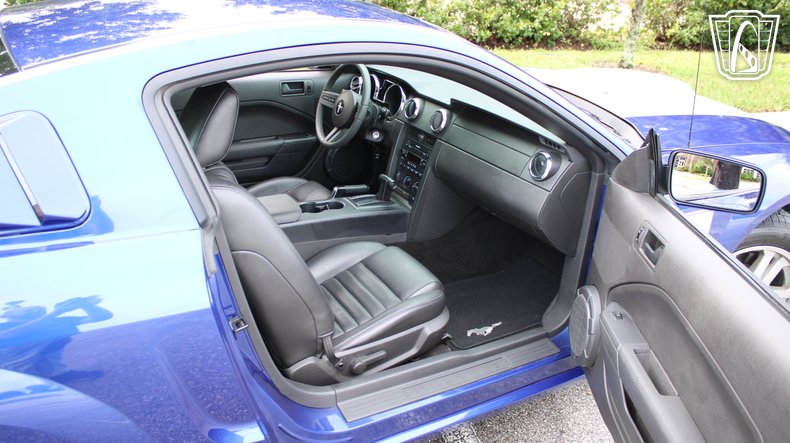 2005 Ford Mustang 90
