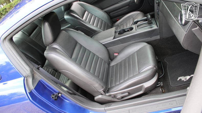2005 Ford Mustang 92