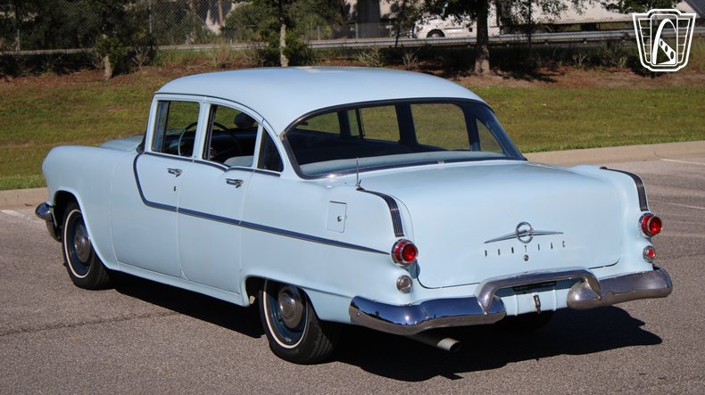 1955 Pontiac Chieftain 13