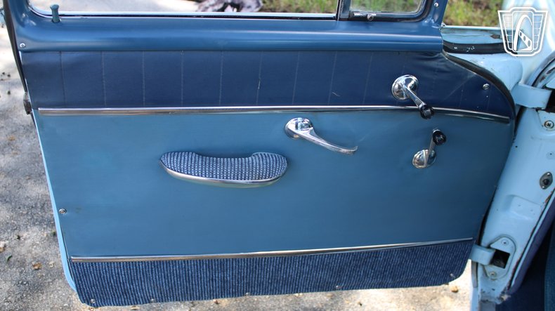 1955 Pontiac Chieftain 68