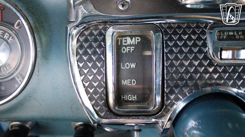 1955 Pontiac Chieftain 82