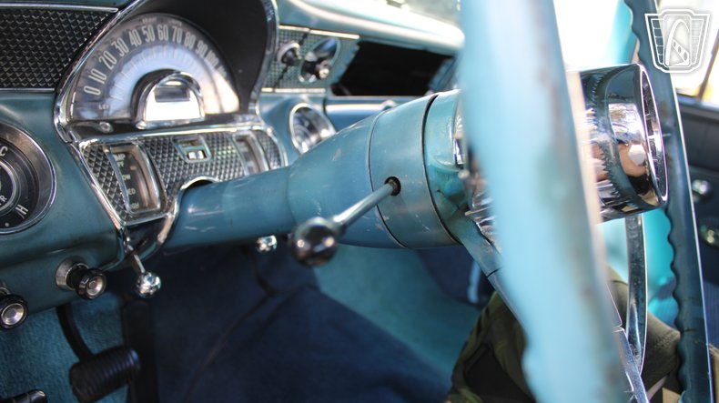 1955 Pontiac Chieftain 92