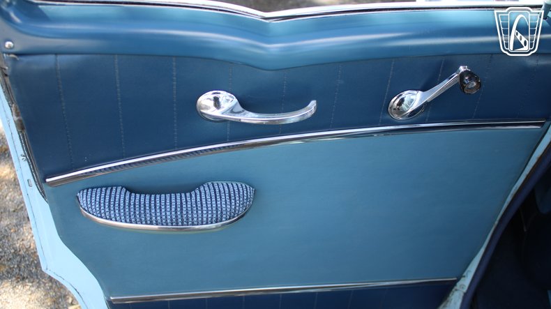 1955 Pontiac Chieftain 108