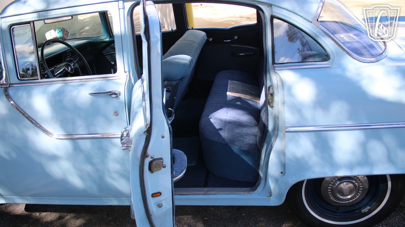 1955 Pontiac Chieftain 109