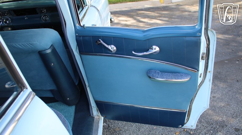 1955 Pontiac Chieftain 112