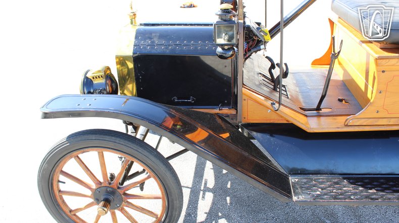 1914 Ford Model T 29