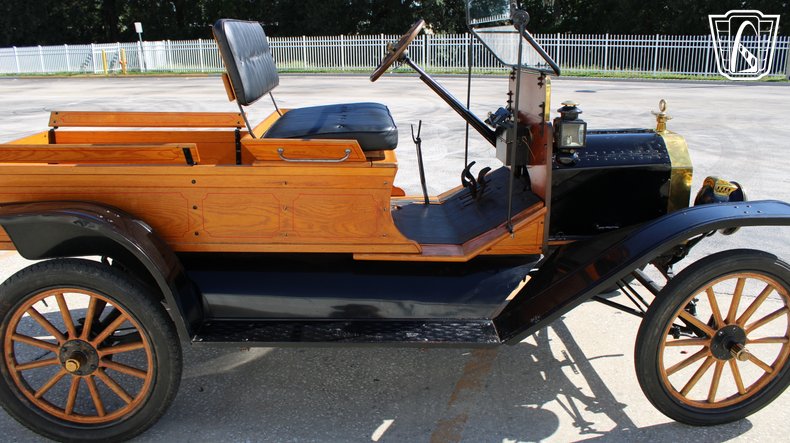 1914 Ford Model T 35
