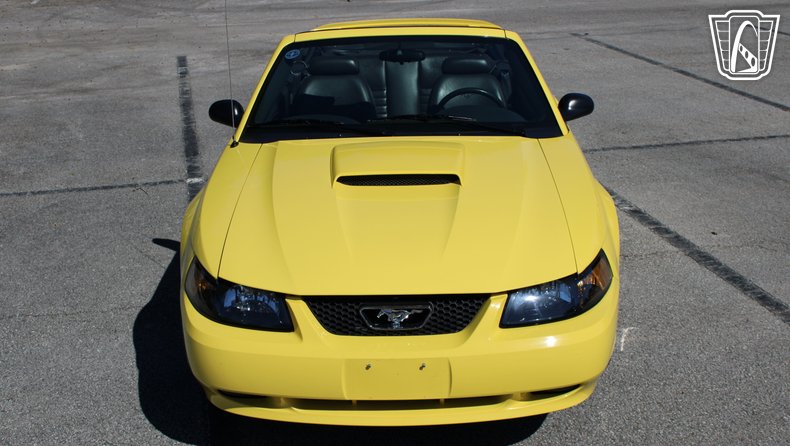 2003 Ford Mustang GT 8