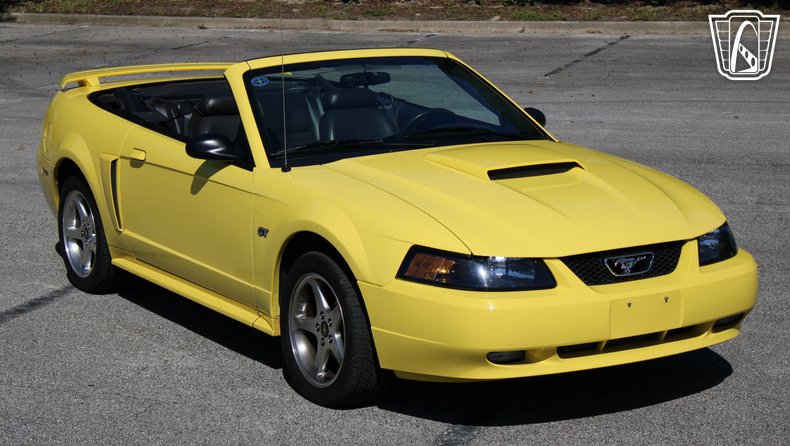 2003 Ford Mustang GT 26