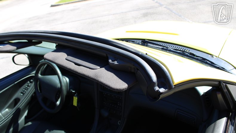 2003 Ford Mustang GT 42