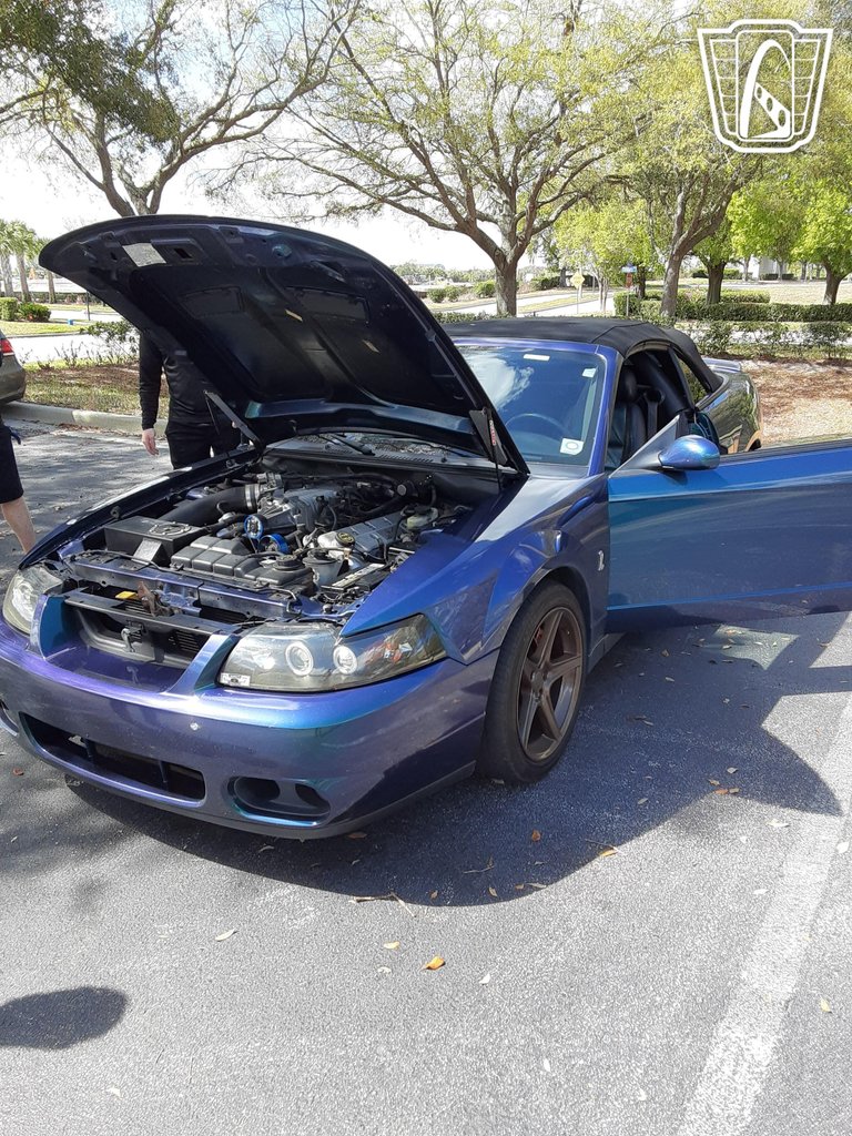 2004 Ford Mustang 28