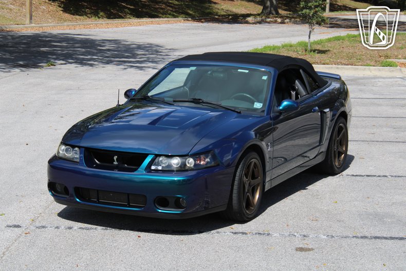 2004 Ford Mustang 4