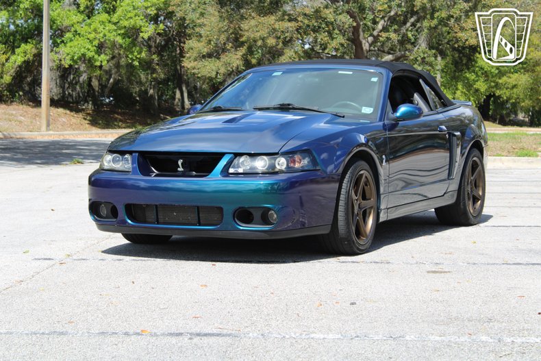 2004 Ford Mustang 3