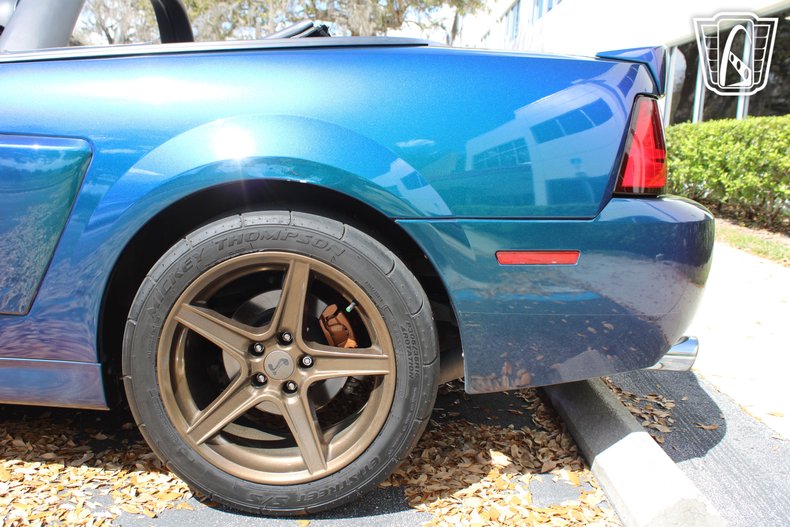2004 Ford Mustang 68