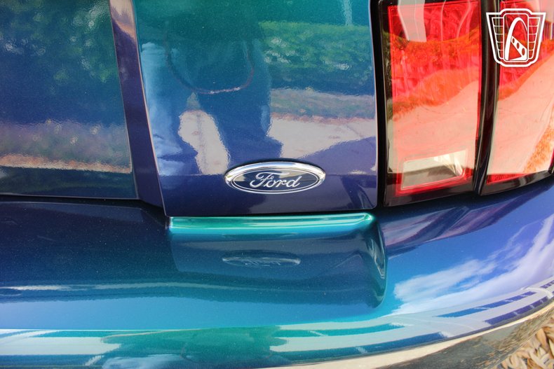 2004 Ford Mustang 80