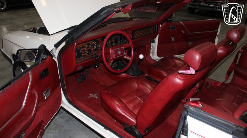 1983 Ford Mustang 6