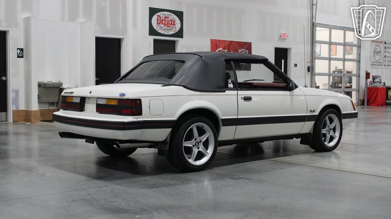 1983 Ford Mustang 24