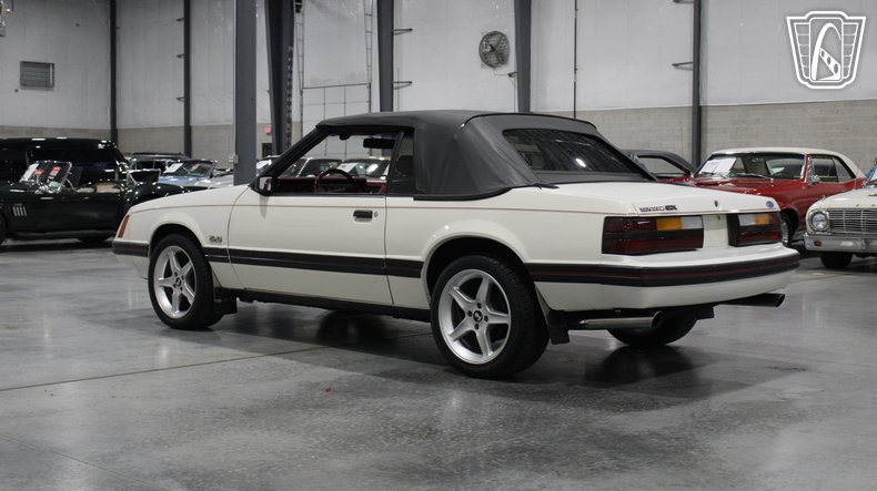 1983 Ford Mustang 22