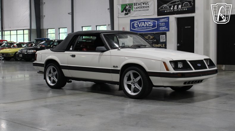 1983 Ford Mustang 26