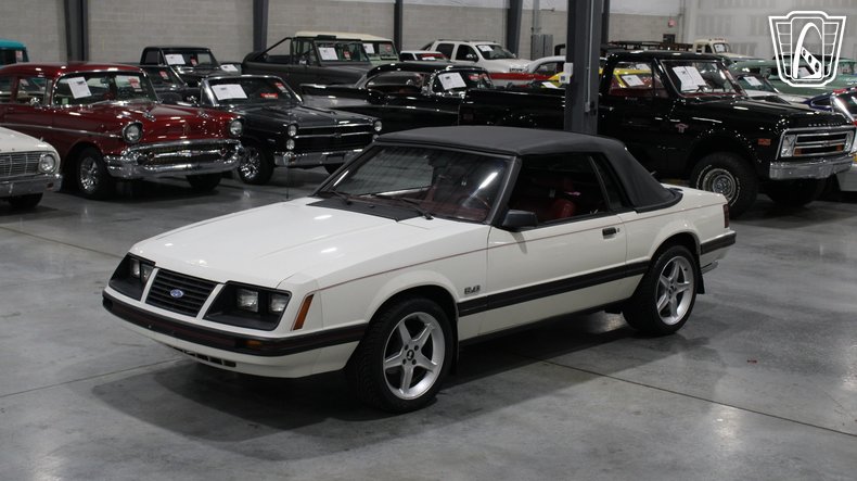 1983 Ford Mustang 28