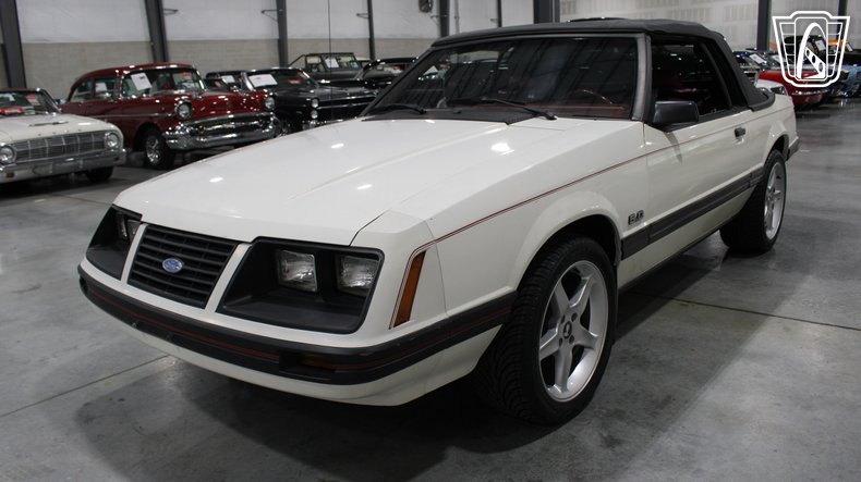 1983 Ford Mustang 40