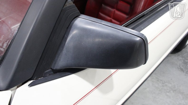 1983 Ford Mustang 48