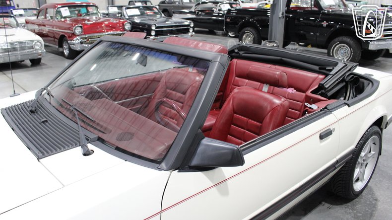 1983 Ford Mustang 195
