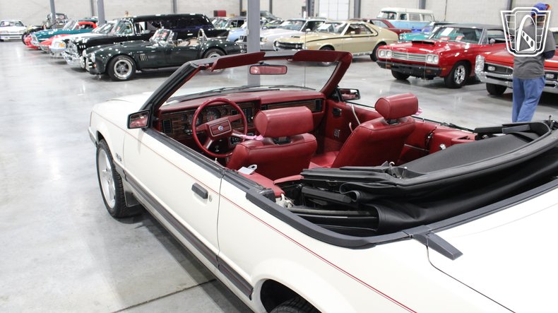 1983 Ford Mustang 196