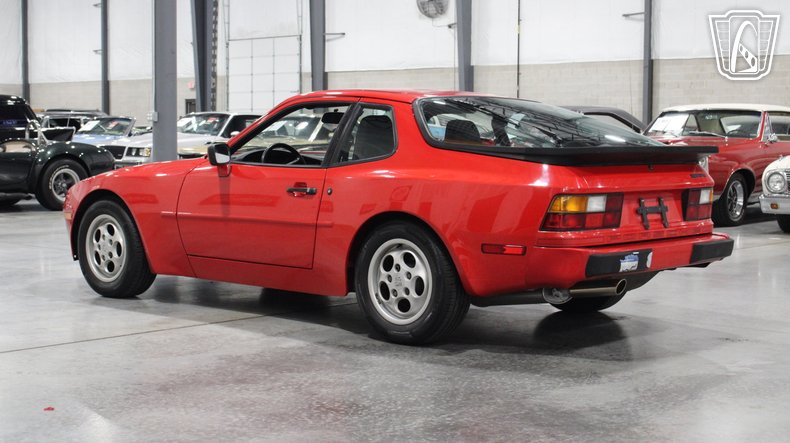 1988 Porsche 944 22