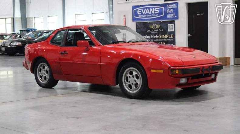 1988 Porsche 944 26
