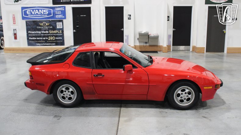 1988 Porsche 944 35