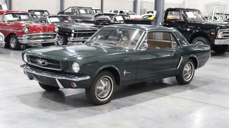 1965 Ford Mustang 2