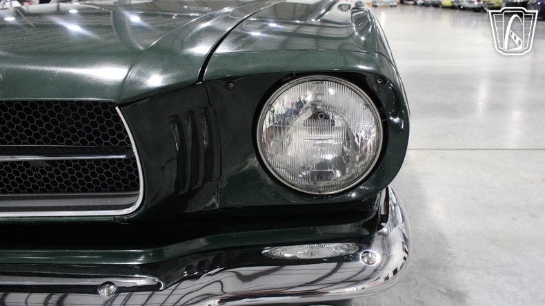 1965 Ford Mustang 42