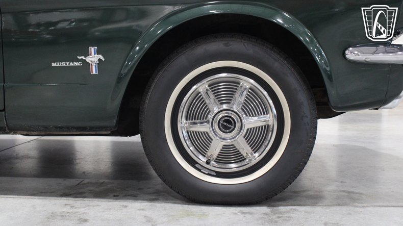 1965 Ford Mustang 74