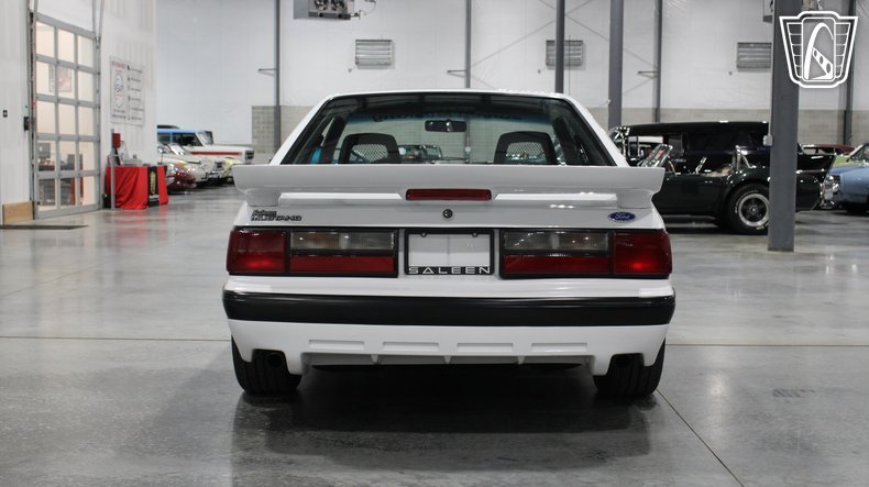 1988 Ford Mustang 23