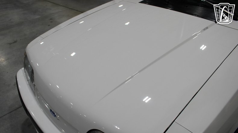 1988 Ford Mustang 29