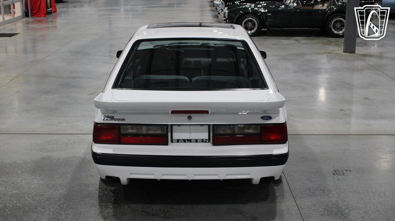 1988 Ford Mustang 33