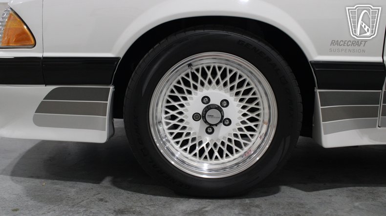 1988 Ford Mustang 45