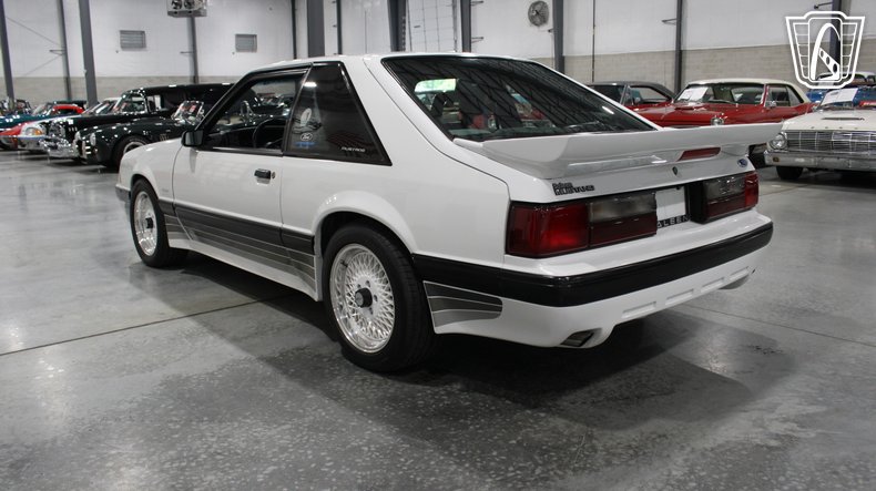 1988 Ford Mustang 52