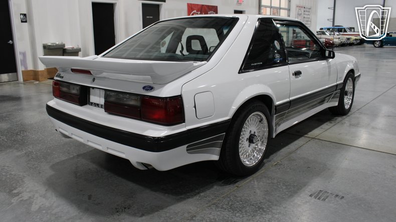 1988 Ford Mustang 62