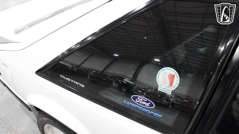 1988 Ford Mustang 68