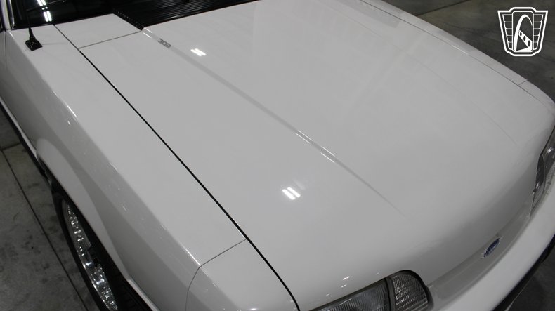 1988 Ford Mustang 37