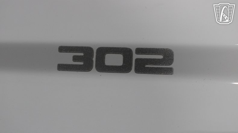 1988 Ford Mustang 77