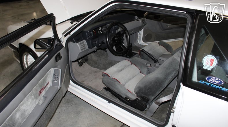 1988 Ford Mustang 105