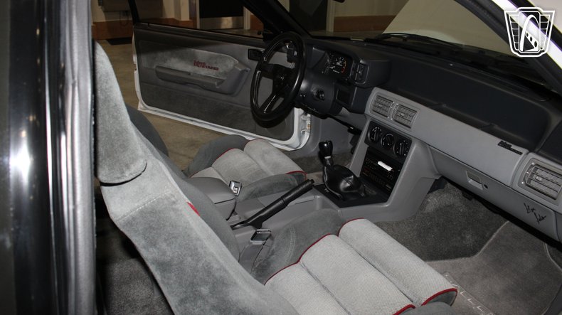 1988 Ford Mustang 114