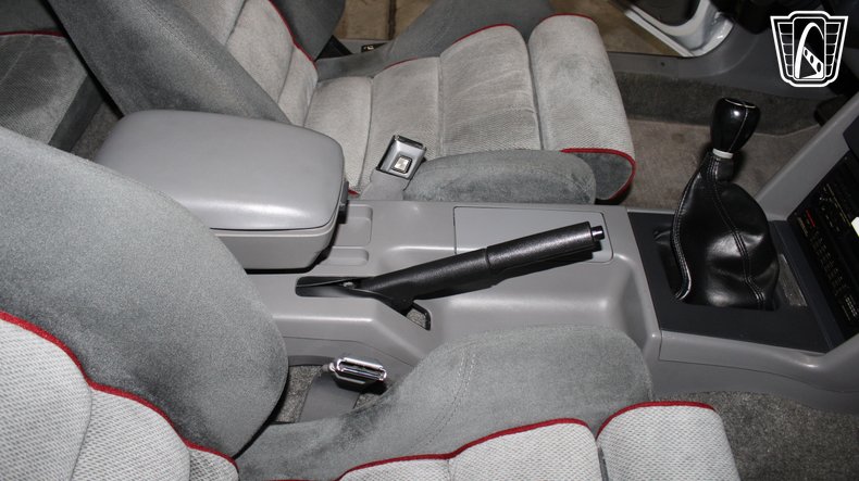 1988 Ford Mustang 140