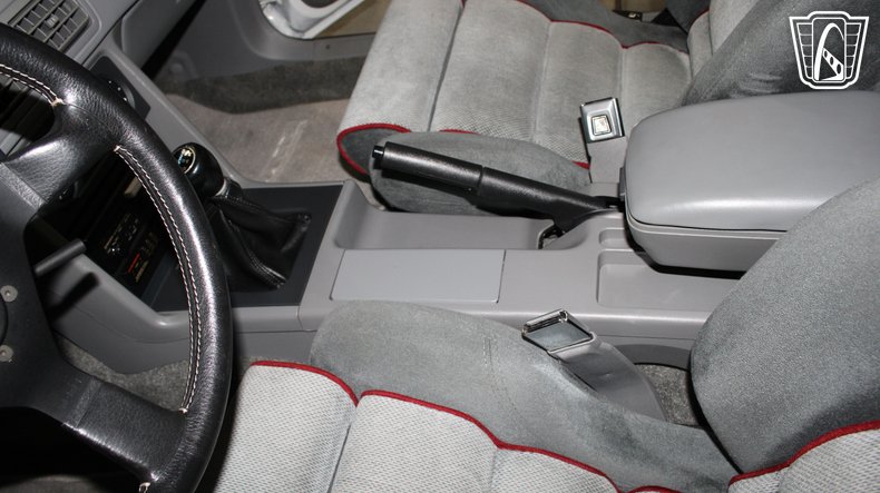 1988 Ford Mustang 141