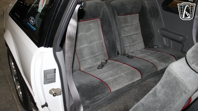 1988 Ford Mustang 153