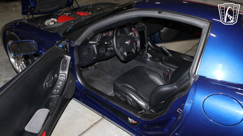 2004 Chevrolet Corvette 6